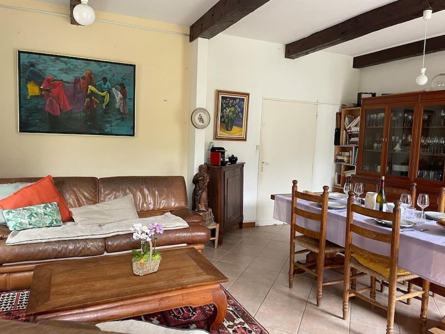 Le Strelitzia 2 Apartment ซีลาโอส ภายนอก รูปภาพ