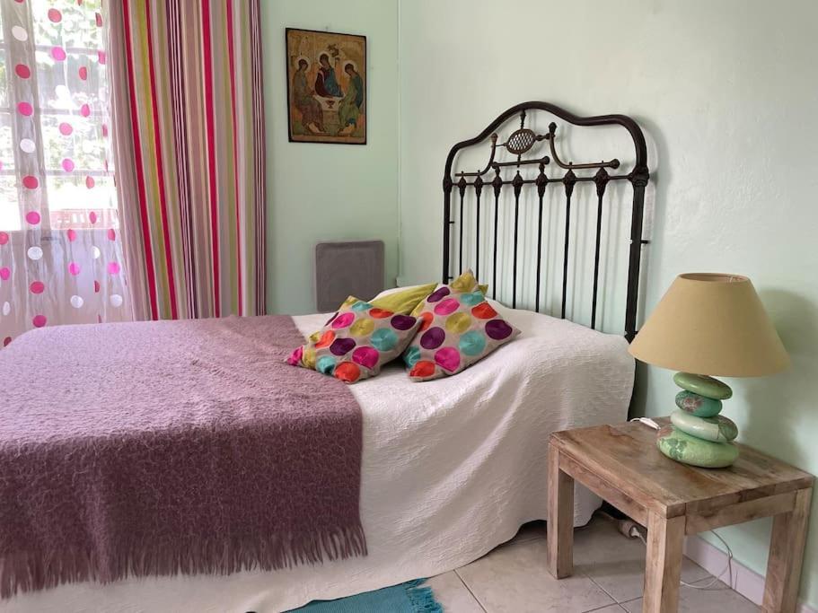 Le Strelitzia 2 Apartment ซีลาโอส ภายนอก รูปภาพ